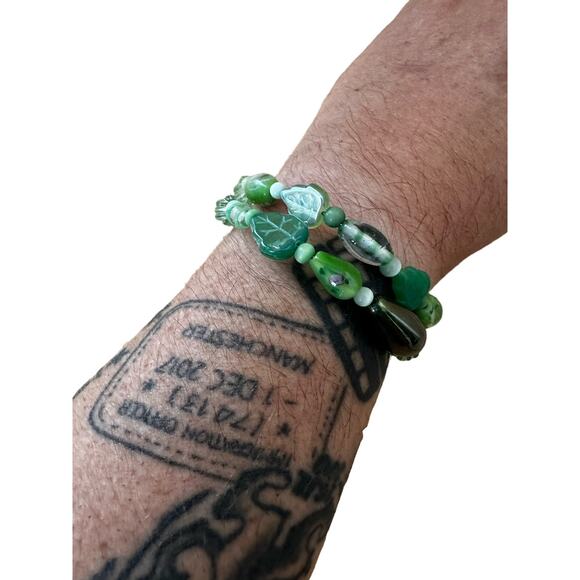 Green Glass Leaf Beads Wrap Bracelet - Picture 4 of 5